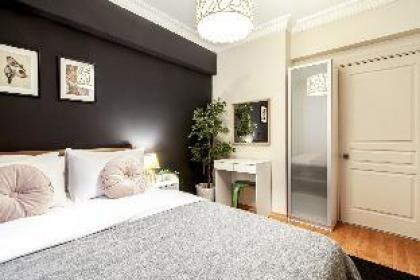 Chic Flat 3 min to City’s Nisantasi Mall in Sisli - image 11