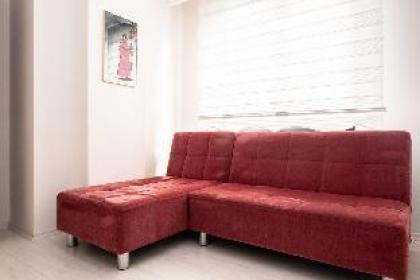 Central Flat near Trendy Attractions in Kadikoy - image 5