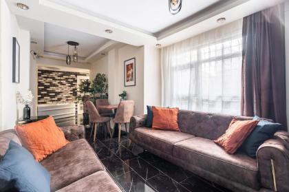 Stylish Flat w Jacuzzi 5 min to City Nisantasi - image 1