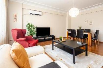 Comfy Flat near Popular Attractions in Sisli - image 12