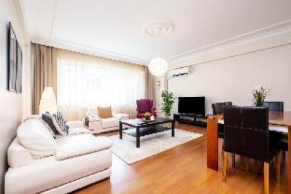 Comfy Flat near Popular Attractions in Sisli - image 7