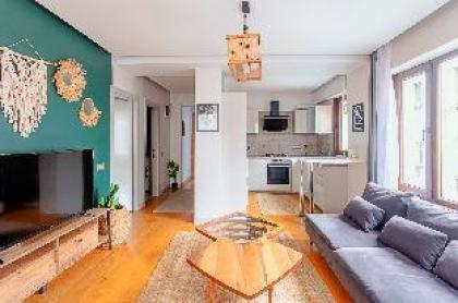 Charming Flat with Central Location in Nisantasi - image 13