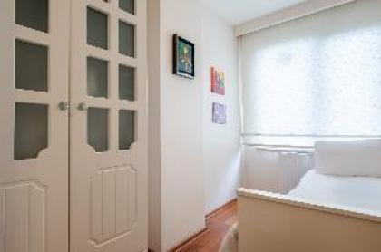 Pleasant Flat with Central Location in Sisli - image 20