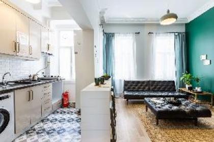 Rustic Flat 6 min to Istiklal Street in Beyoglu - image 4