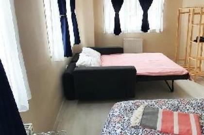 Ariya Yildiz 4 Rental Apart 11 neat Taksim sq 404 - image 8