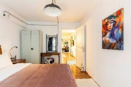 Galata flat with two bedroom - image 17