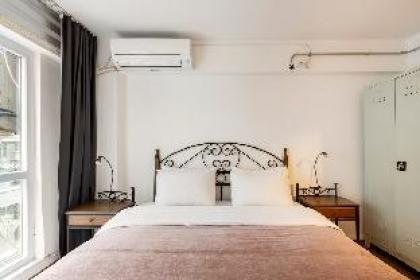 Galata flat with two bedroom - image 20