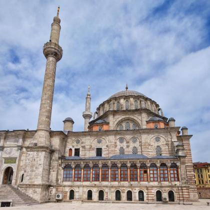 Istanbul Palace Hotel - image 16