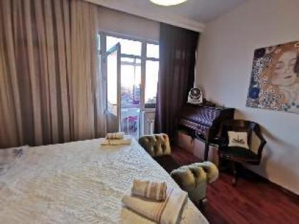 Luxurious 4-Bedroom Duplex in Sisli with Seaview - image 10