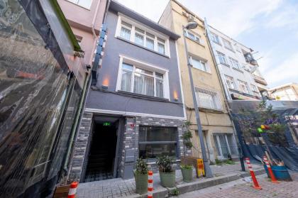 Kral Hotel Beşiktaş - image 12