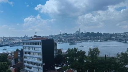 Karaköy GoldenHorn Ultra Luxury Flat 4BRSea View - image 8