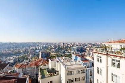 Outstanding Flat With City and Sea View in Beyoglu - image 18