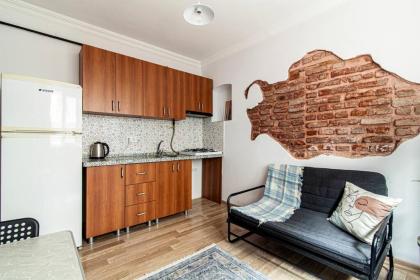 Sleek Apartment in Balat Fatih - image 19