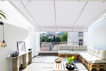 Stylish Duplex House With A Special Terrace INNV34002 Istanbul