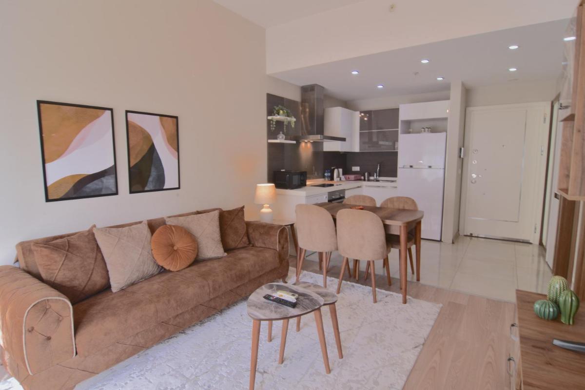 Cozy 1-bdr Apartment Olimpiyat Stad Yolu - main image