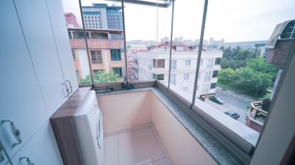 Comfy & Cozy 1-bdr Apartment Near Forum Istanbul - image 17