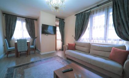 Comfy & Cozy 1-bdr Apartment Near Forum Istanbul - image 2