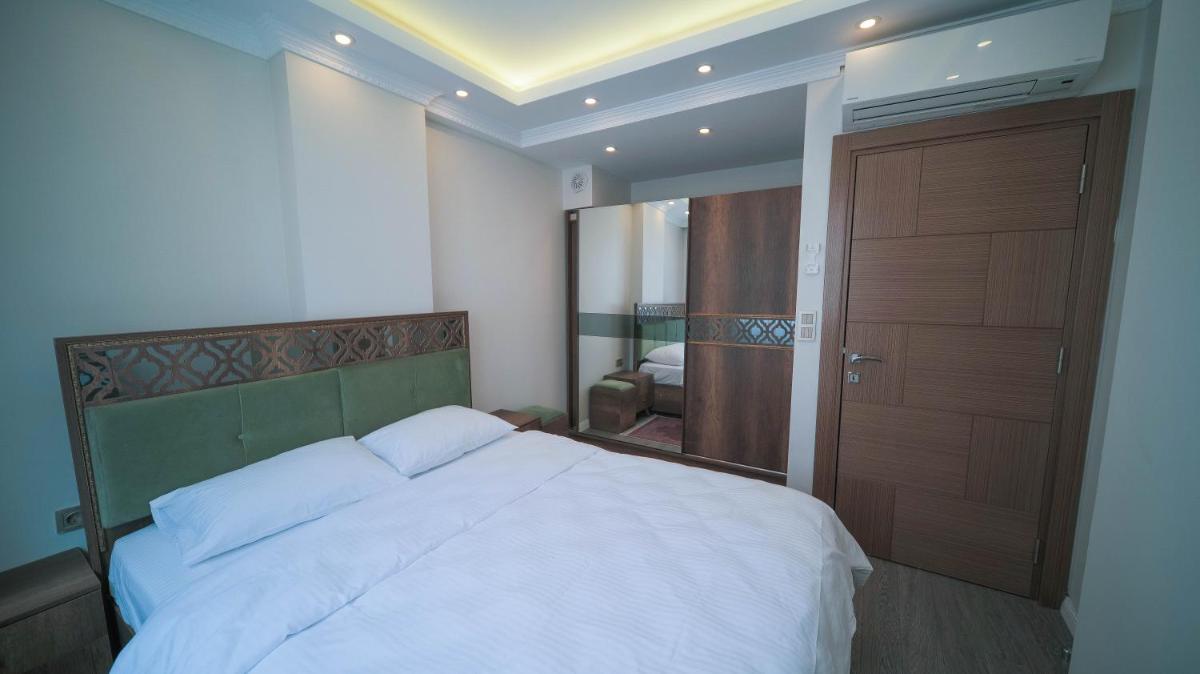 Cozy & Comfy 1-bdr Apartment Near Forum Istanbul - image 7