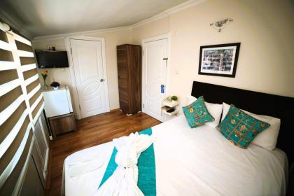 Taksim Trust Hotel & Suites - image 10