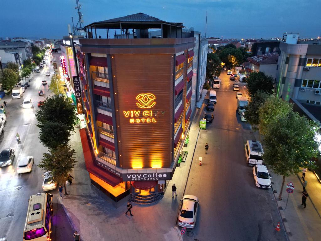 Viv City Hotel - image 3