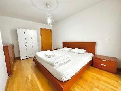 Elysium Residence Taksim 1+1 Suit pool sauna gym - image 11