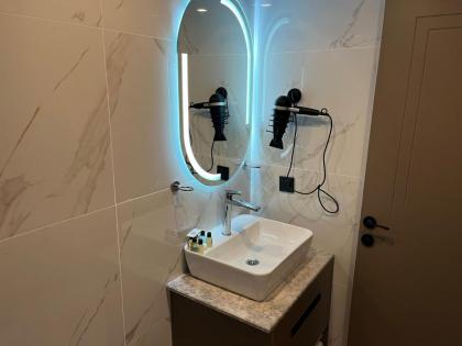 Istanblu Hotel Ataşehir - image 12