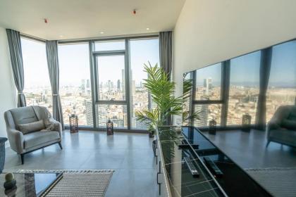 City View Apt - Panoramic Views Of The City - image 4