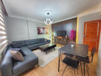 Spacious 3br Retreat Modern Comfort Istanbul 