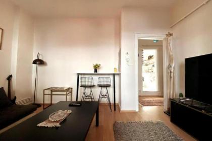 Cozy Terrace House 2min Walking to Taksim Square - image 18