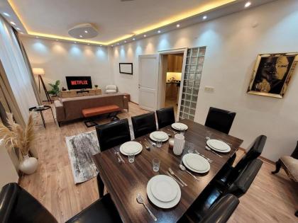 Spacious 3br Apartment At Taksim - image 17