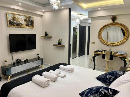 The Golden Horn Deluxe Vip Suite Beyoglu Istanbul - image 14