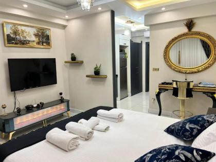 The Golden Horn Deluxe Vip Suite Beyoglu Istanbul - image 17