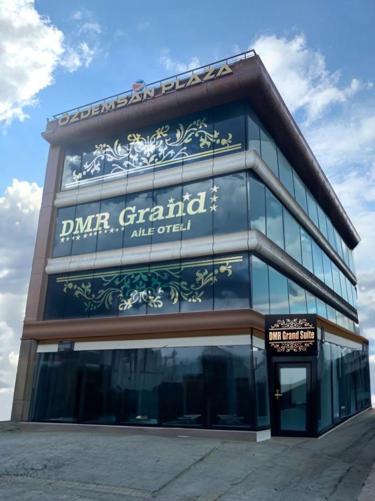 DMR GRAND SUİT - main image